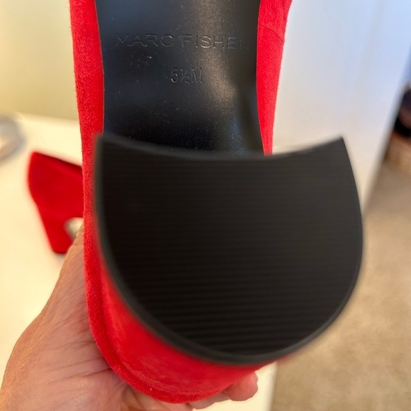Marc Fisher, size 5.5M, red suede heel, NWOT nor box, never worn,new condition! - Picture 8 of 8